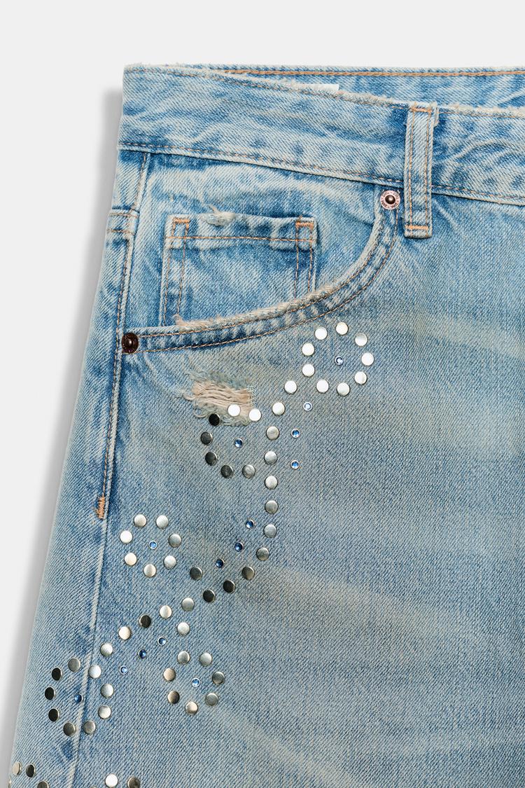 Jeans TRF de pierna ancha con tachas y rotos 6