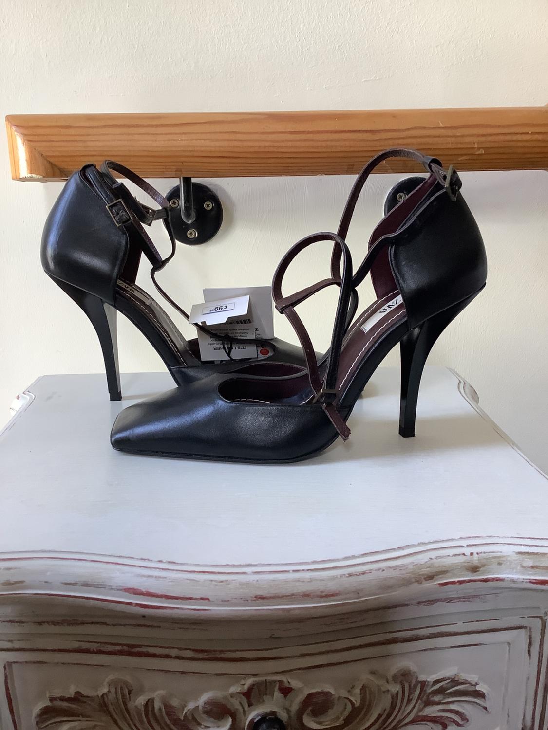 ZARA LEATHER HEELS, NEW, SIZE 39. - Image 6