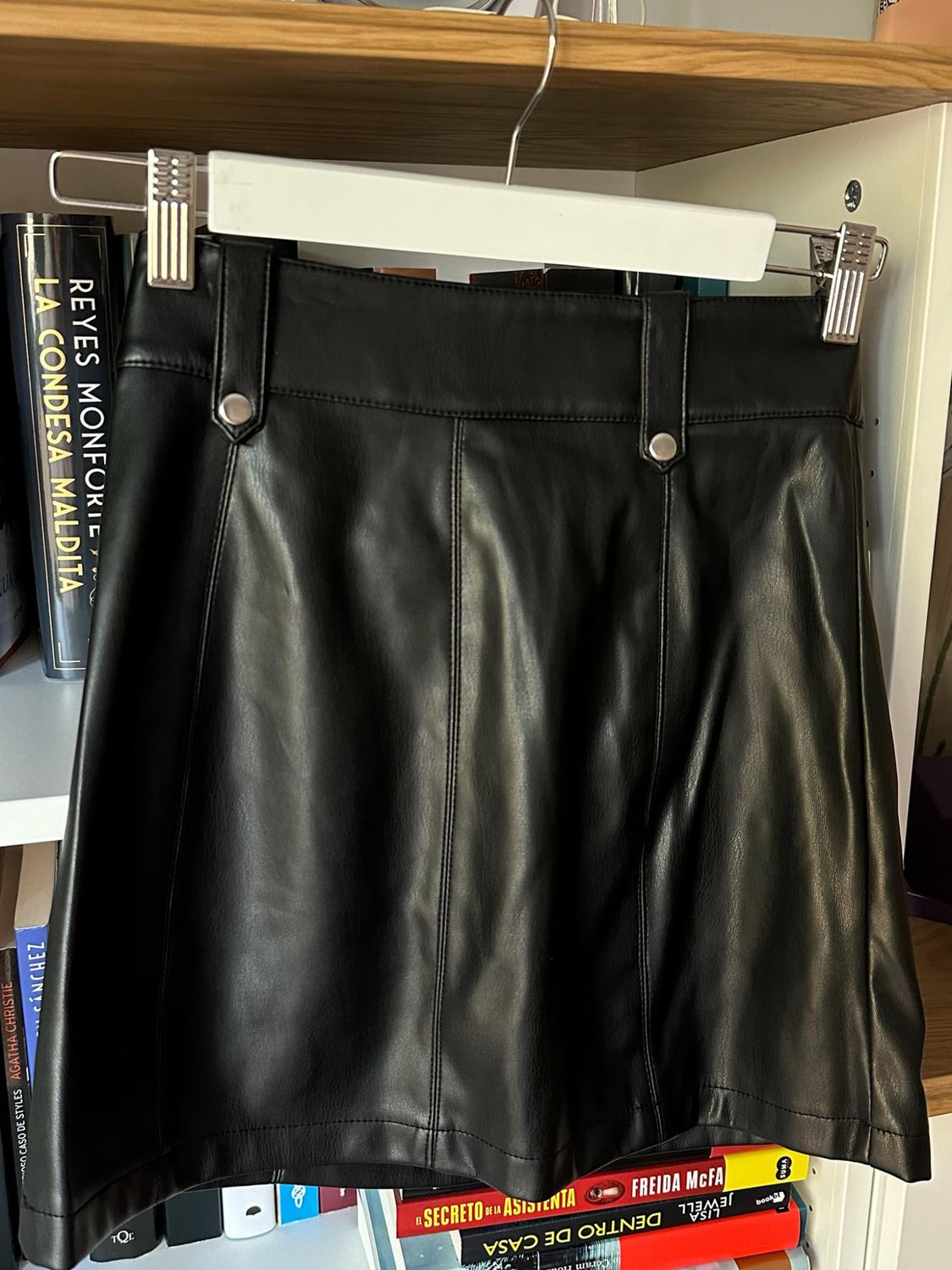 FAUX LEATHER BIKER SKIRT - Image 4
