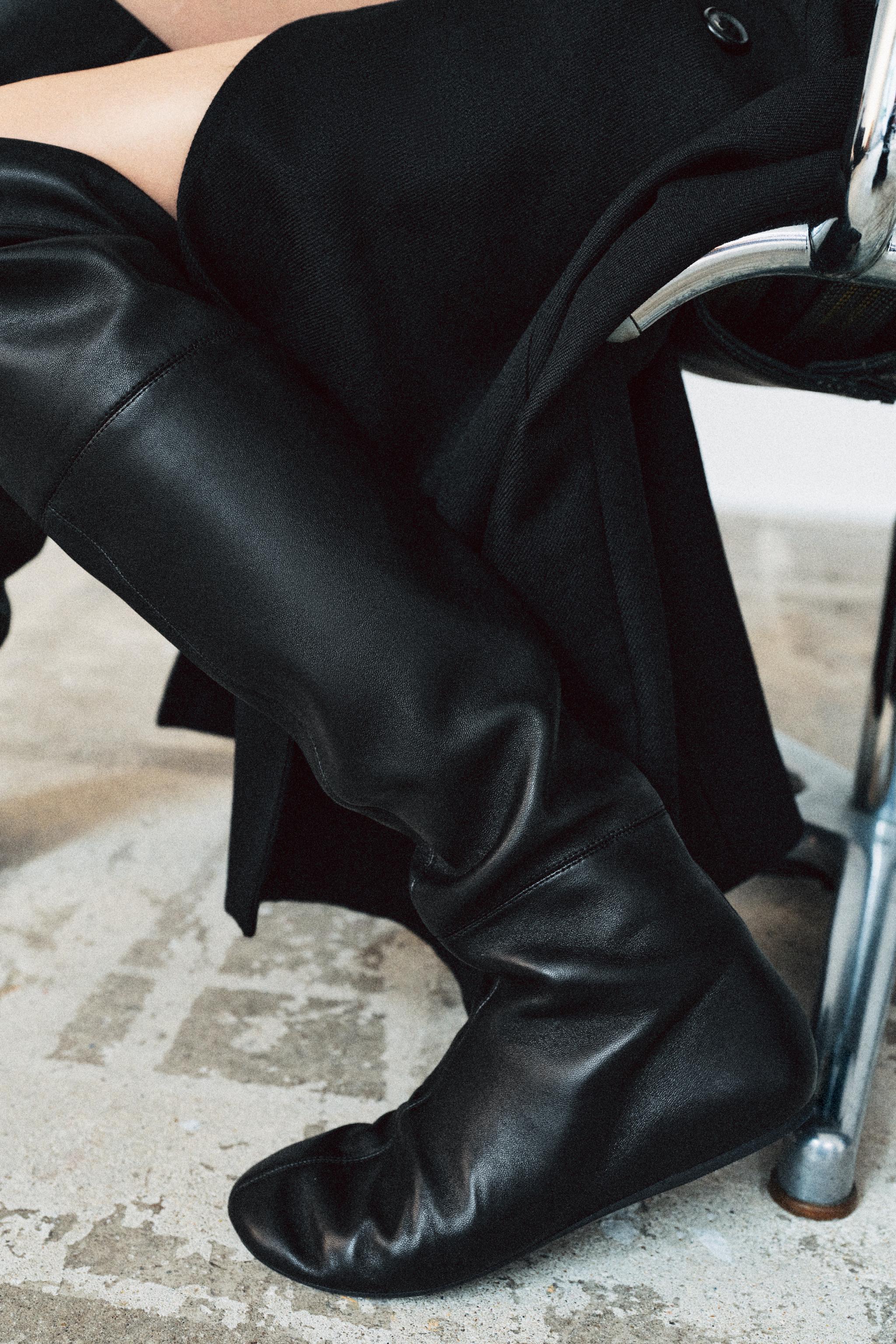 LIMITED EDITION SOFT LEATHER FLAT BOOTS - Black | ZARA Canada