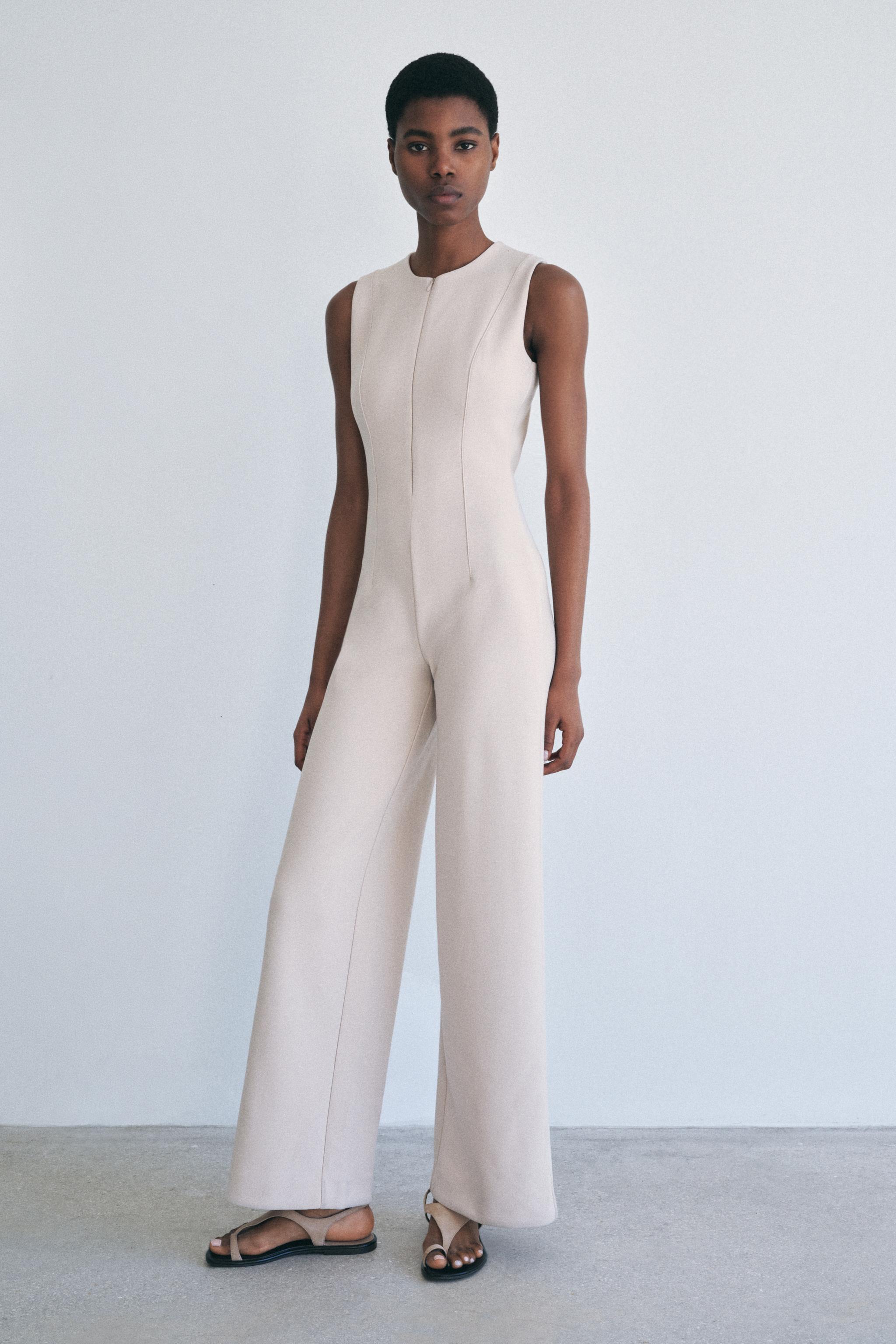 クレープジャンプスーツ - ベージュ | ZARA Japan / 日本