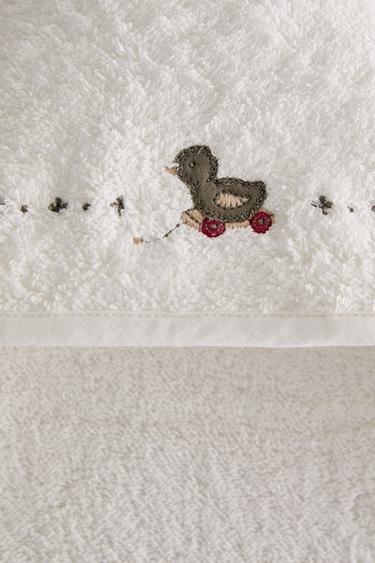 CAPE DE BAIN BÉBÉ PETITS CANARDS APPLIQUÉS - Blanc cassé de Zara - Image 4