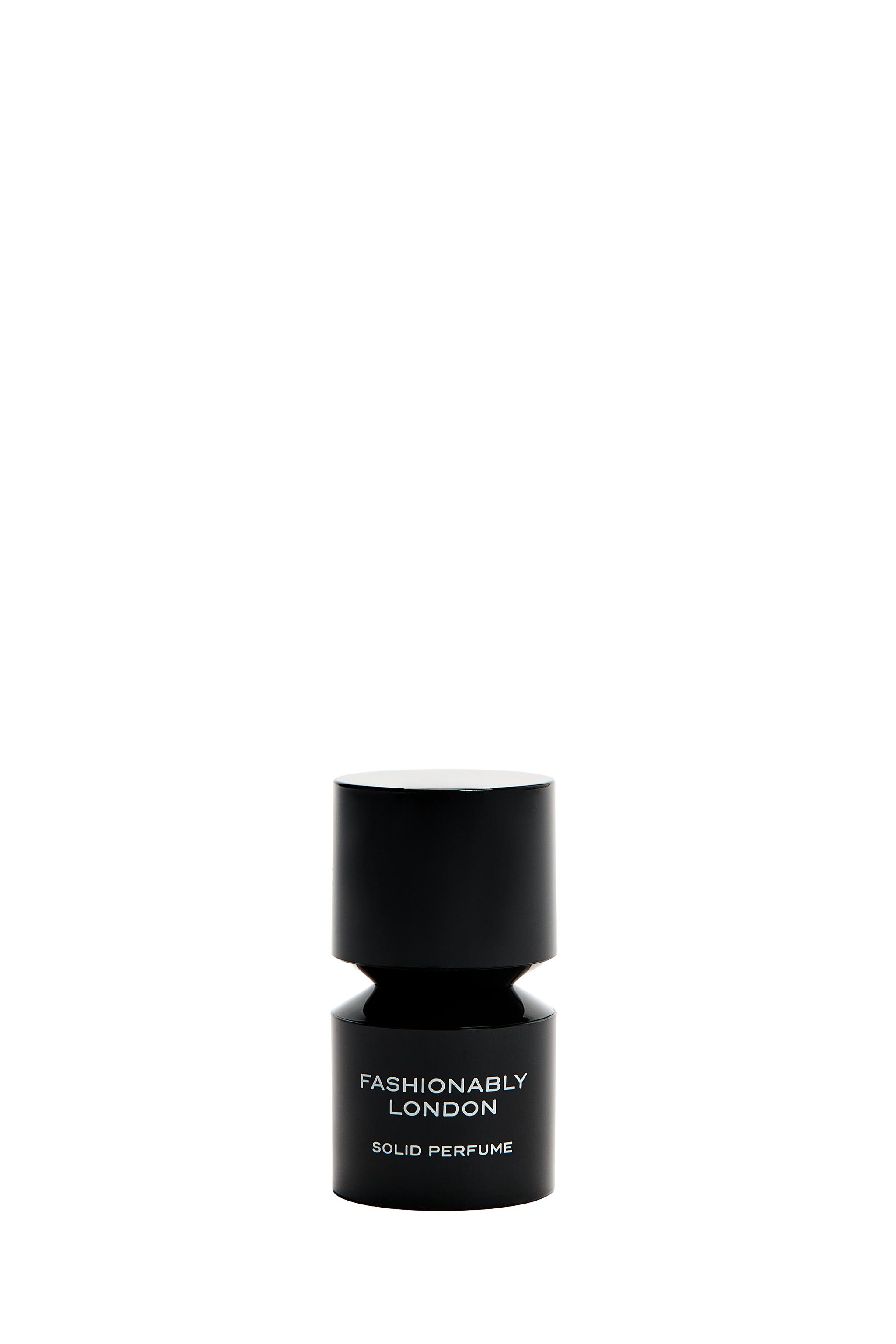 FASHIONABLY LONDON SOLID PERFUME 4.3GR (0.14 OZ). — TINTED LEATHER