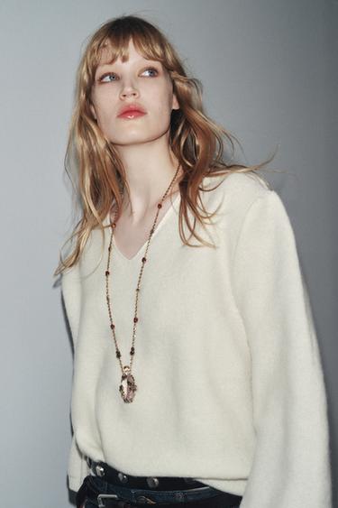 METAL NECKLACE WITH FLOWERS AND BOTTLE - Aged gold by Zara