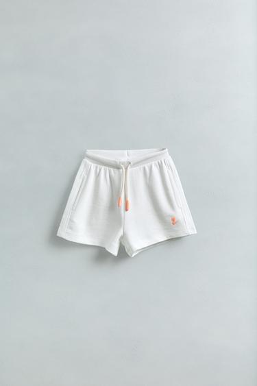 Zara EMBROIDERED PLUSH SHORTS - White