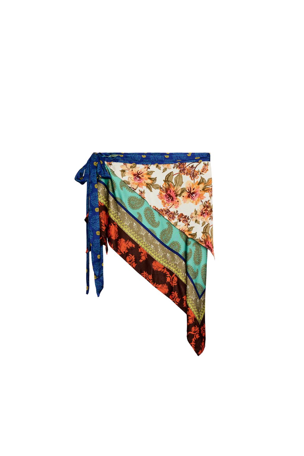 PRINTED REVERSIBLE WRAP TOP - image 3