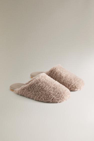 CHAUSSONS OUVERTS À L'ARRIÈRE CUIR CHAUDS - Gris taupe de Zara - Image 1