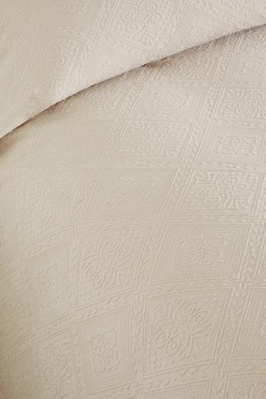COTTON BEDSPREAD WITH GEOMETRIC DESIGN - Beige by Zara - Image 2