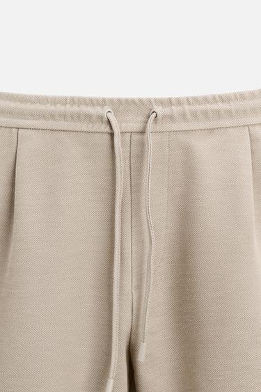 COMFORT BERMUDA SHORTS - Sand by Zara