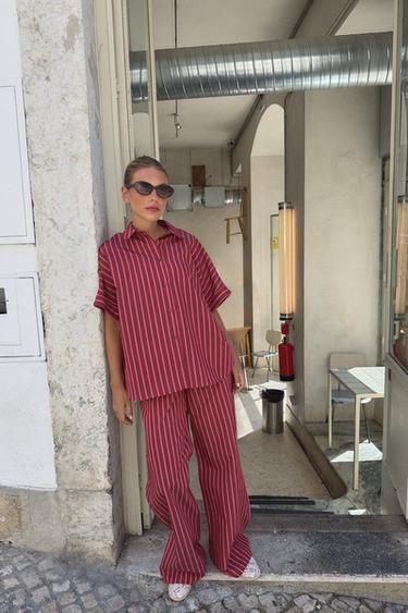 CHEMISE À RAYURES ET MANCHES COURTES - Fuchsia de Zara - Image 0