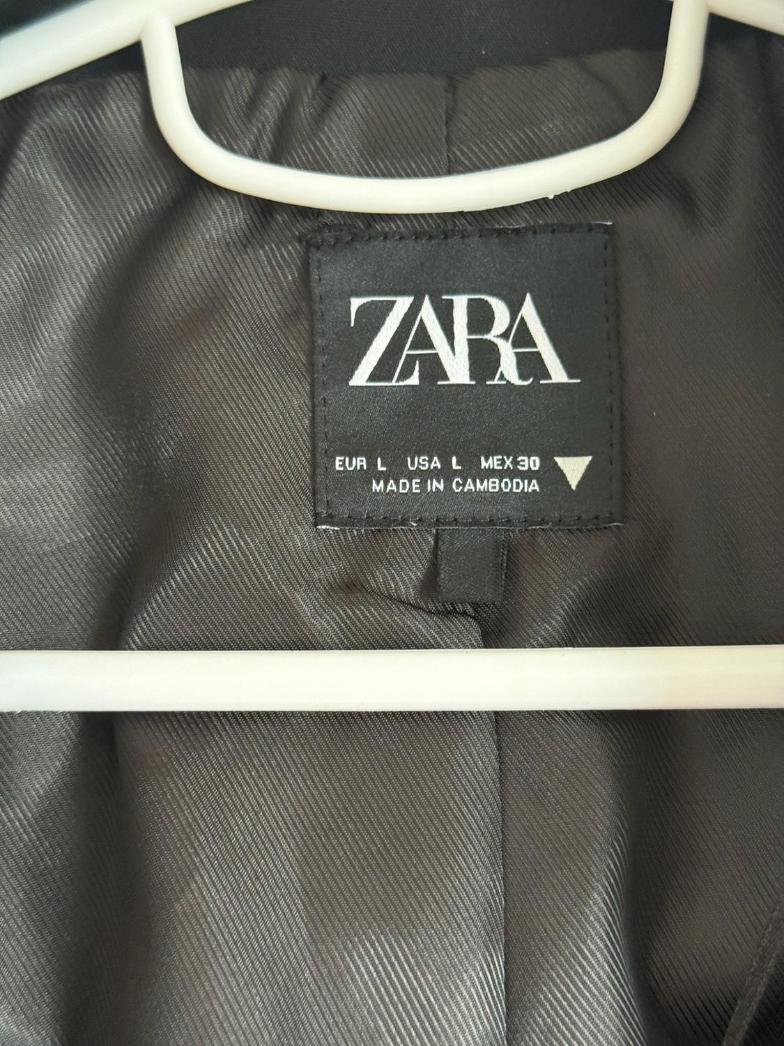 DOUBLE-BREASTED CROPPED BLAZER - Image 3