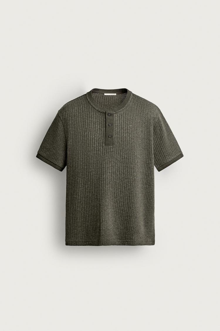 RIBBED HENLEY T-SHIRT