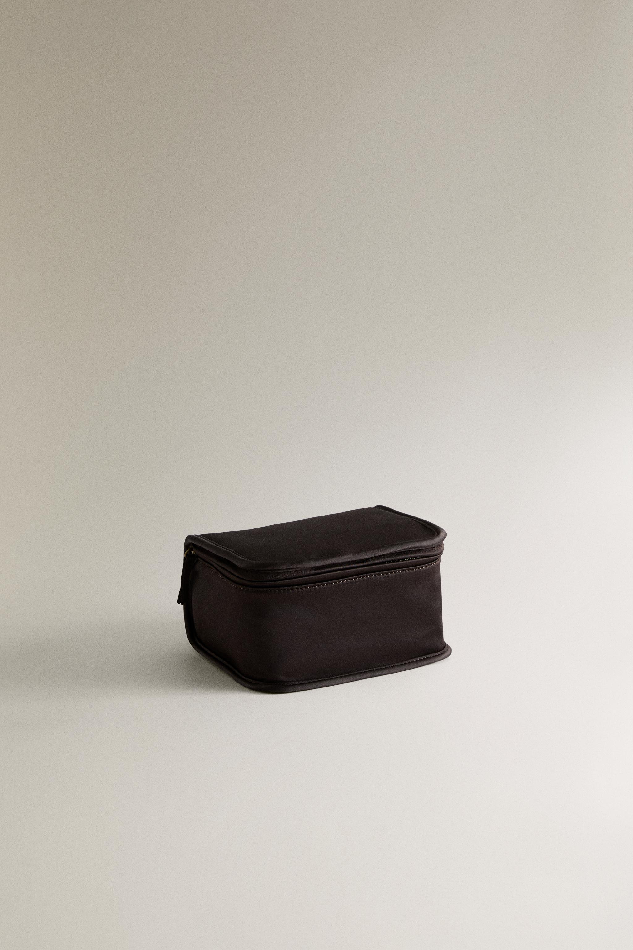 MEDIUM SATEEN MAKEUP BAG — Chocolate Brown