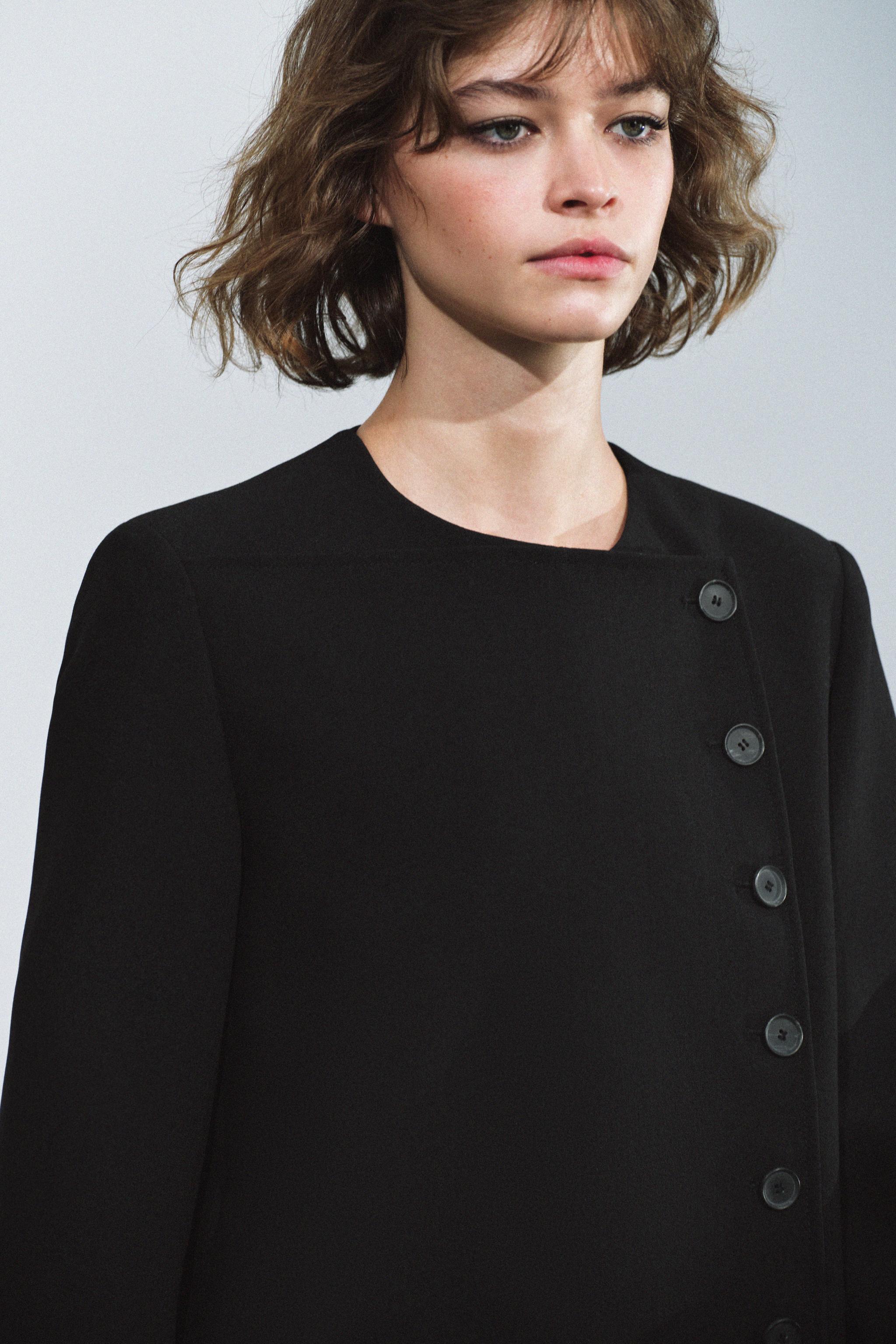 ZW COLLECTION SIDE LAPEL BLAZER