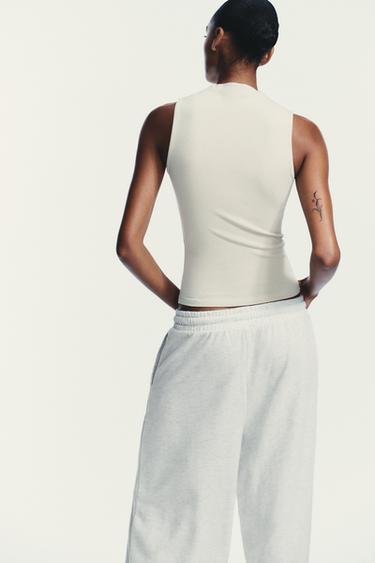 TOP AUS BAUMWOLLE UND MODAL - Steingrau von Zara