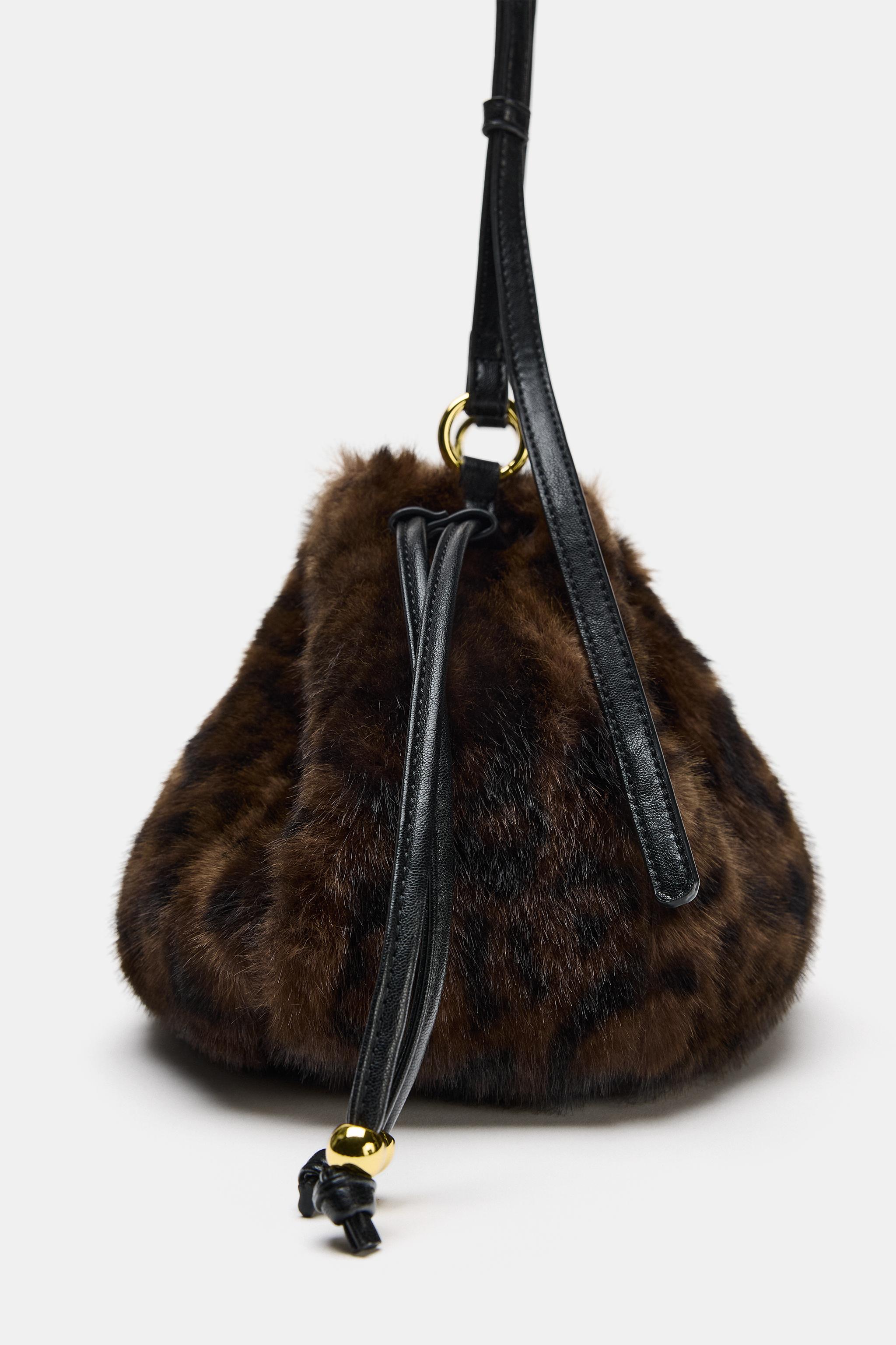 TEXTURED PRINT SHOULDER BAG