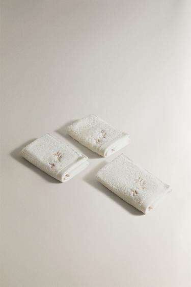 BATH MAT WITH PLANT EMBROIDERY — Golden 2