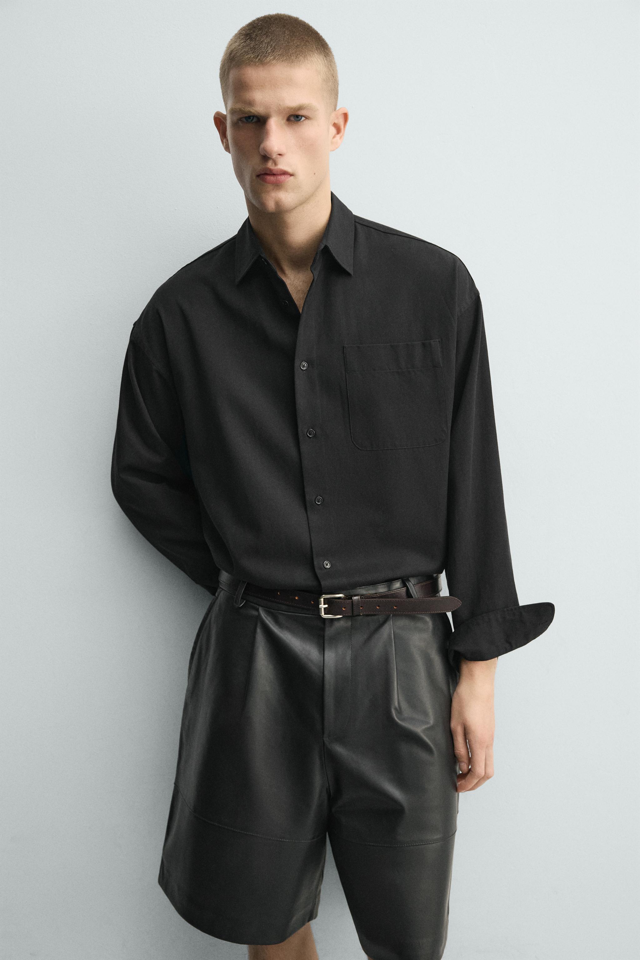 RELAXED FIT LEATHER PLEATED SHORTS