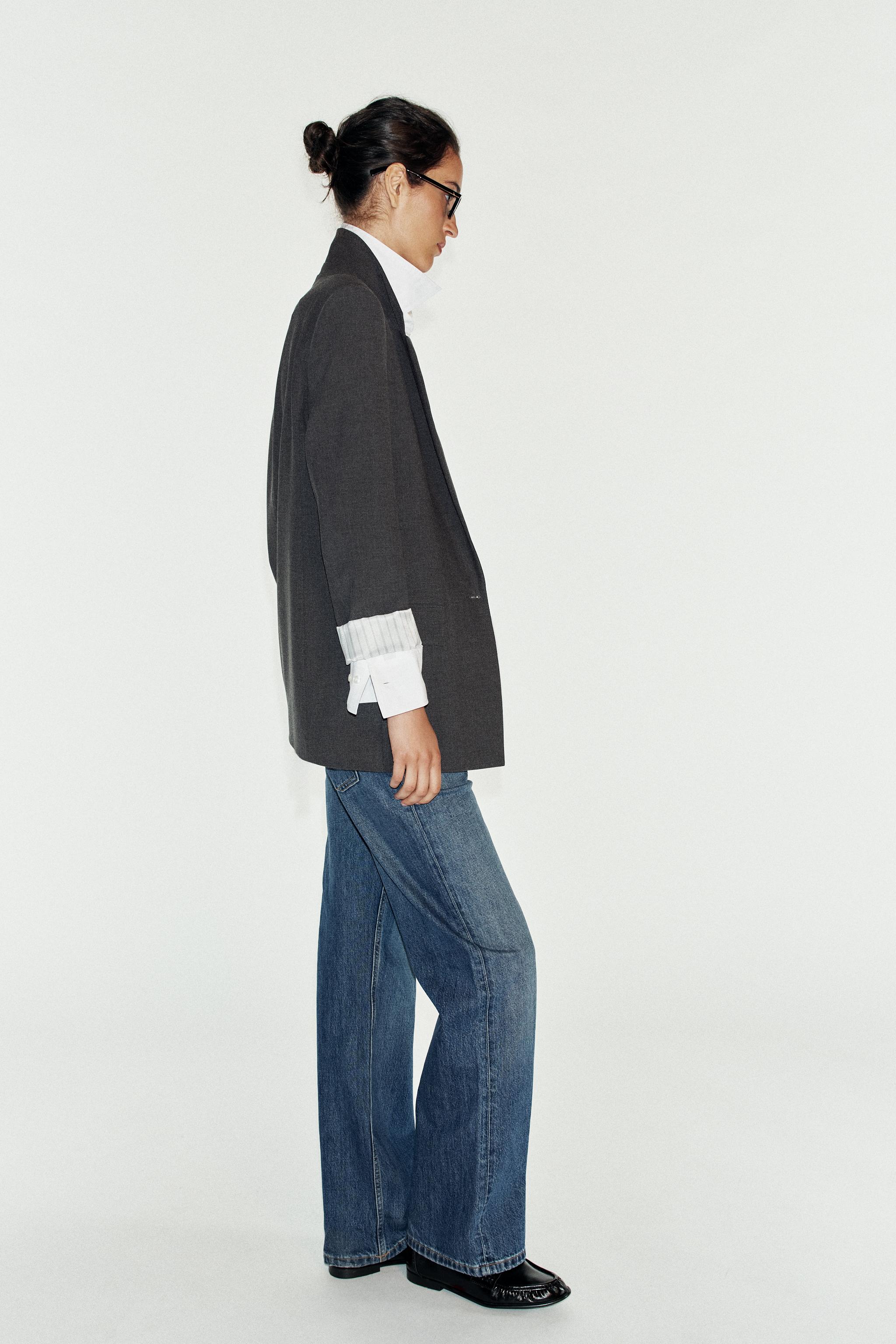 BLAZER WITH SHOULDER PADS AND PRINTED CUFFS