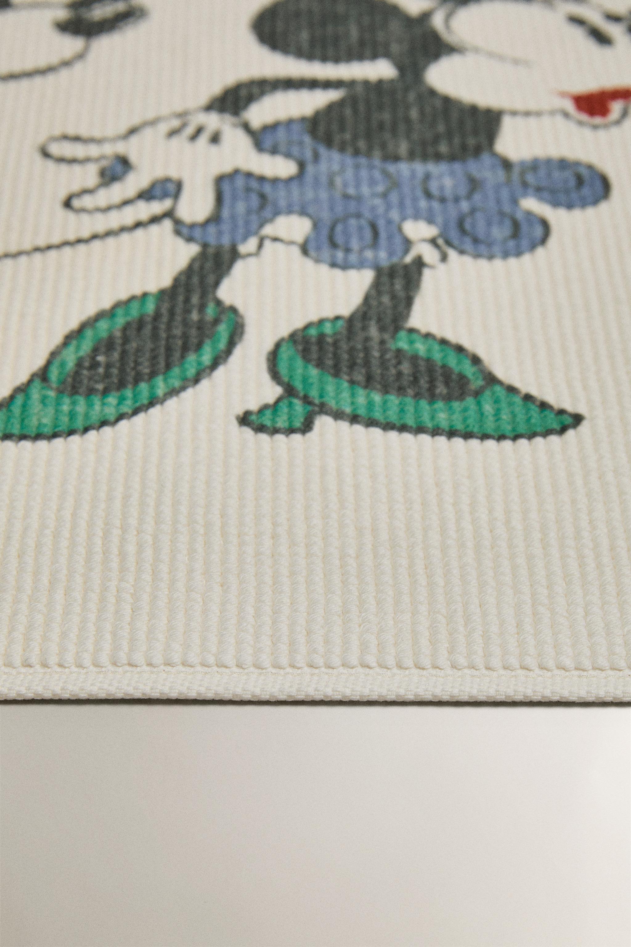 KIDS' MICKEY & MINNIE ©DISNEY BATH MAT