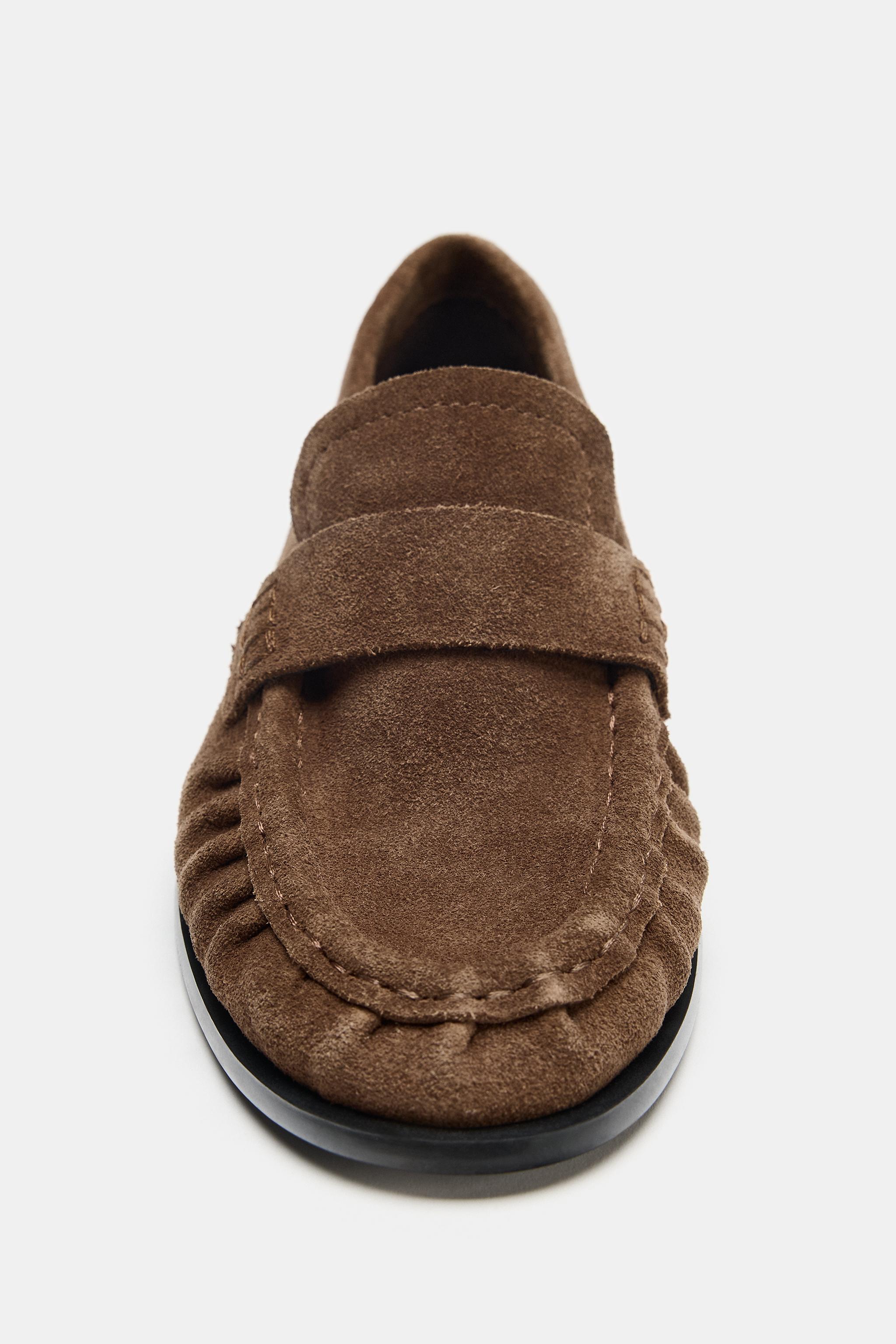 MOCASSINS EN CROÛTE DE CUIR
