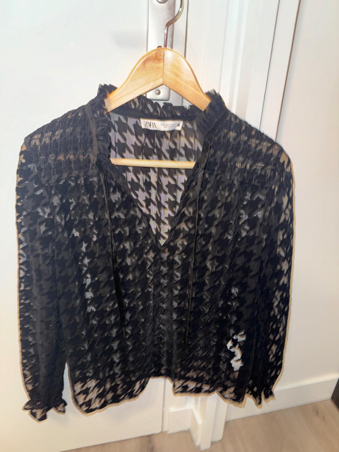 HOUNDSTOOTH BLOUSE WITH FLOCKING - Image 6