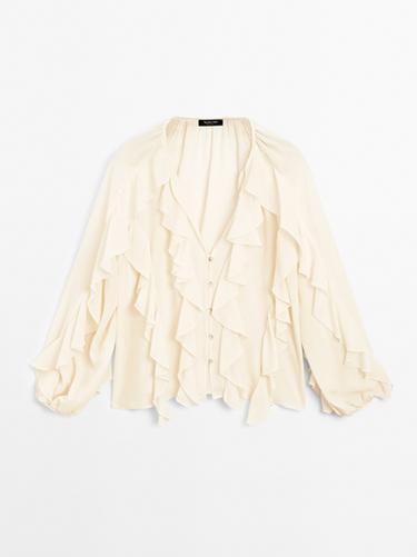Blusa fluida detalle volantes - Blanco roto de Zara