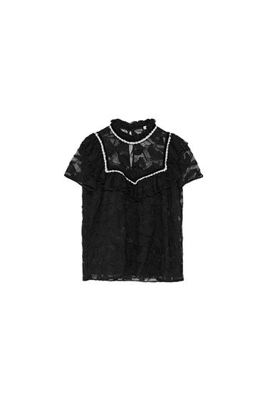 CONTRASTING TOP WITH GATHERING
