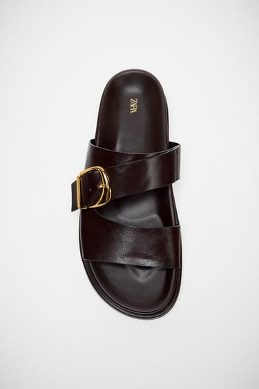 FLAT SANDALS WITH BUCKLE - Brown by Zara