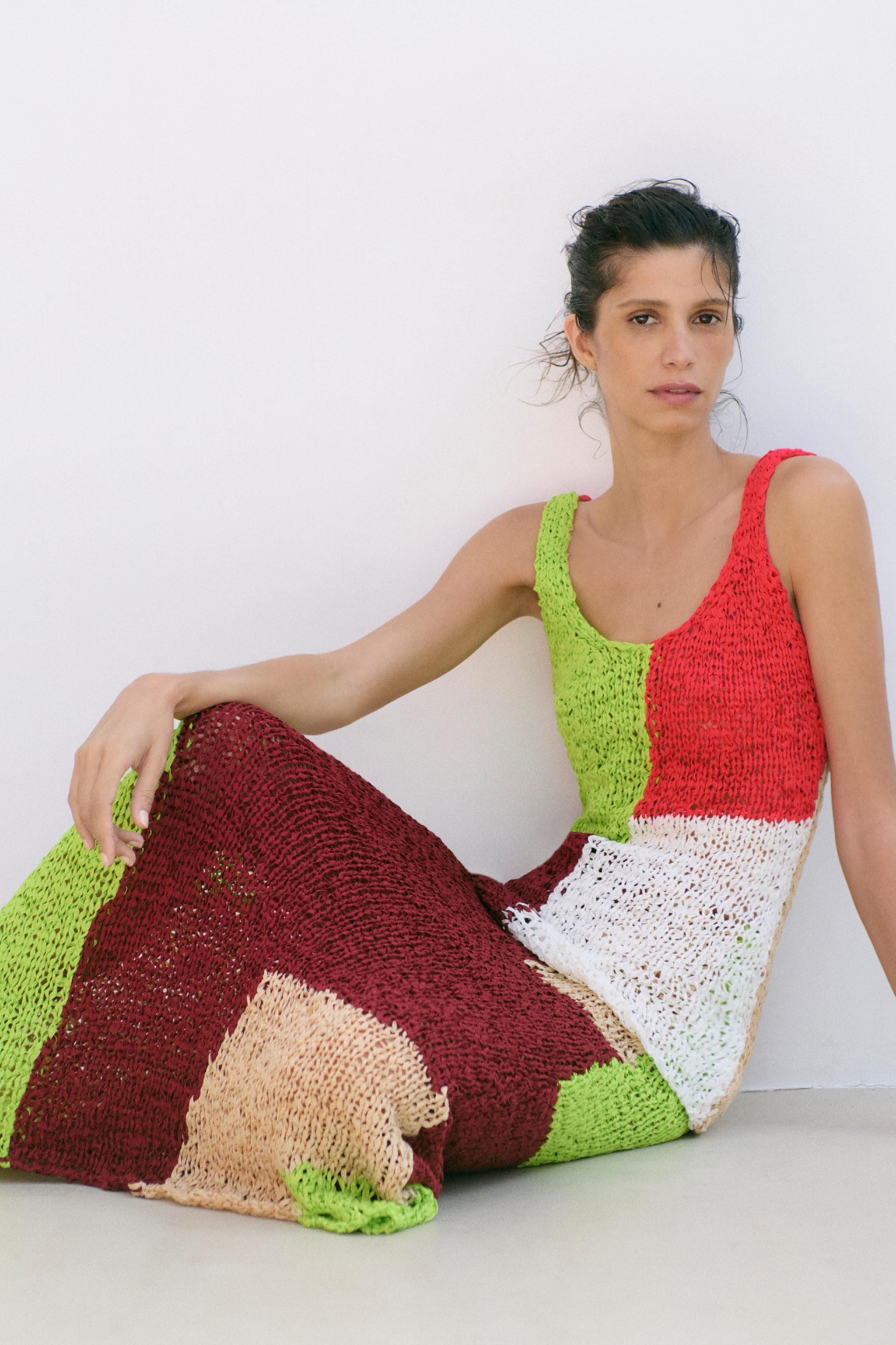 COLOR BLOCK KNIT MIDI SKIRT — Multicolored
