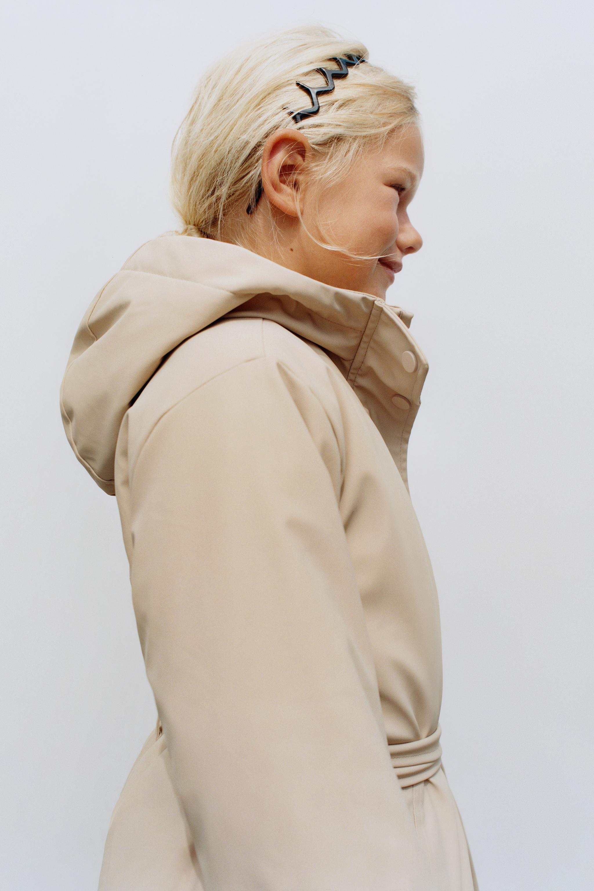 RUBBERIZED WATER-REPELLENT BELTED RAINCOAT