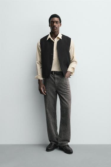 CHALECO TEXTURA BOUCLE CON LANA - Negro de Zara - Imagen 0