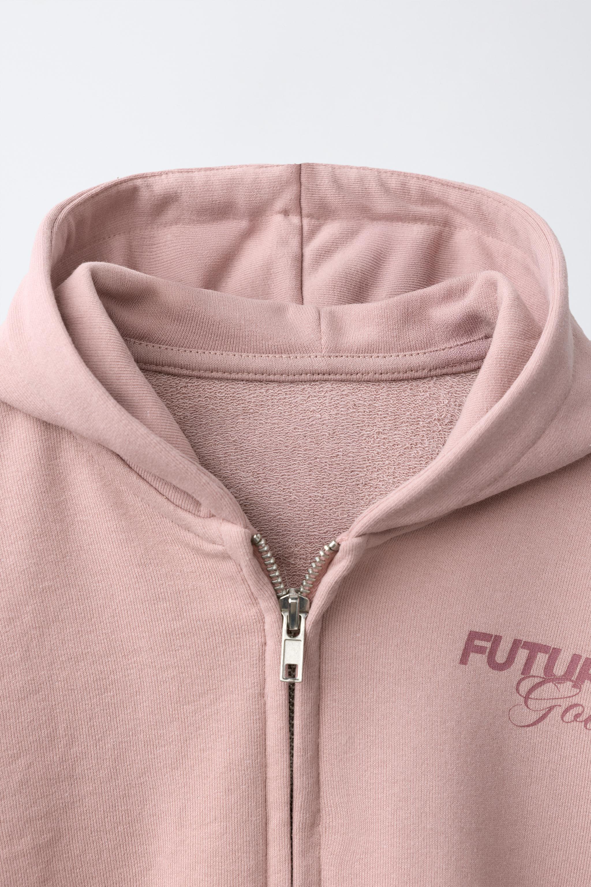 STAR PATCH HOODIE