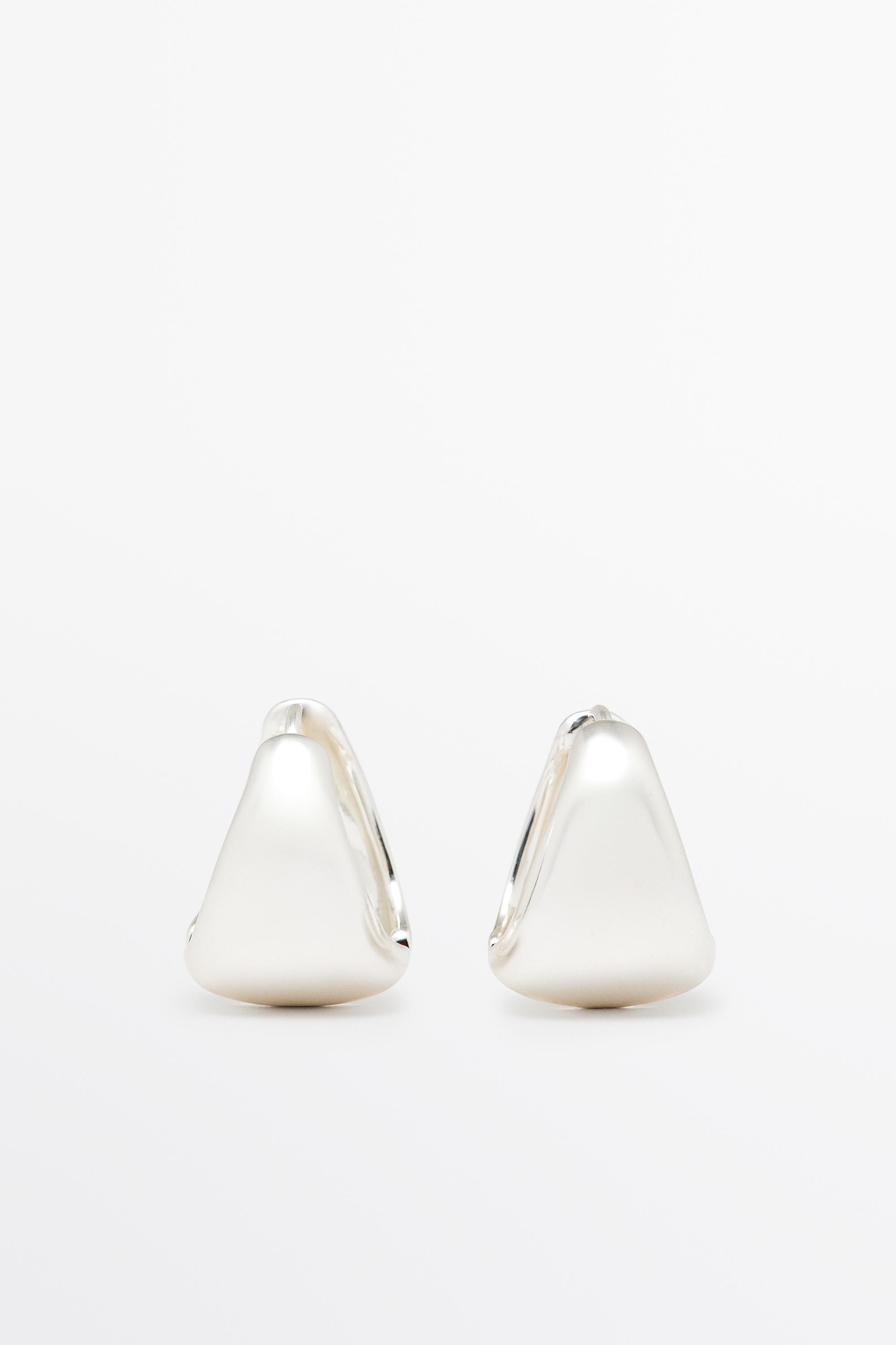 Voluminous earrings — Silver