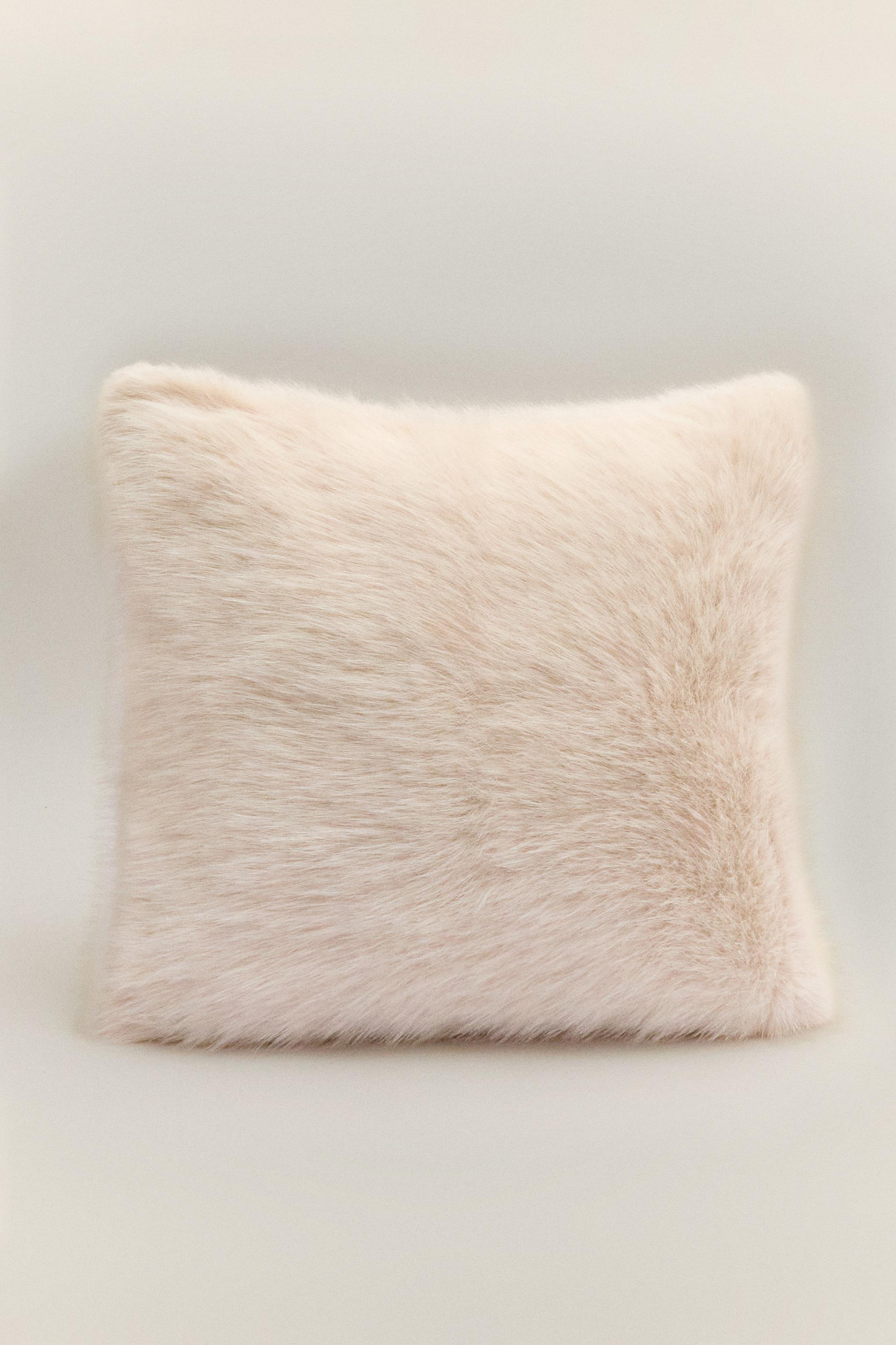 LONG FAUX FUR THROW PILLOW COVER
