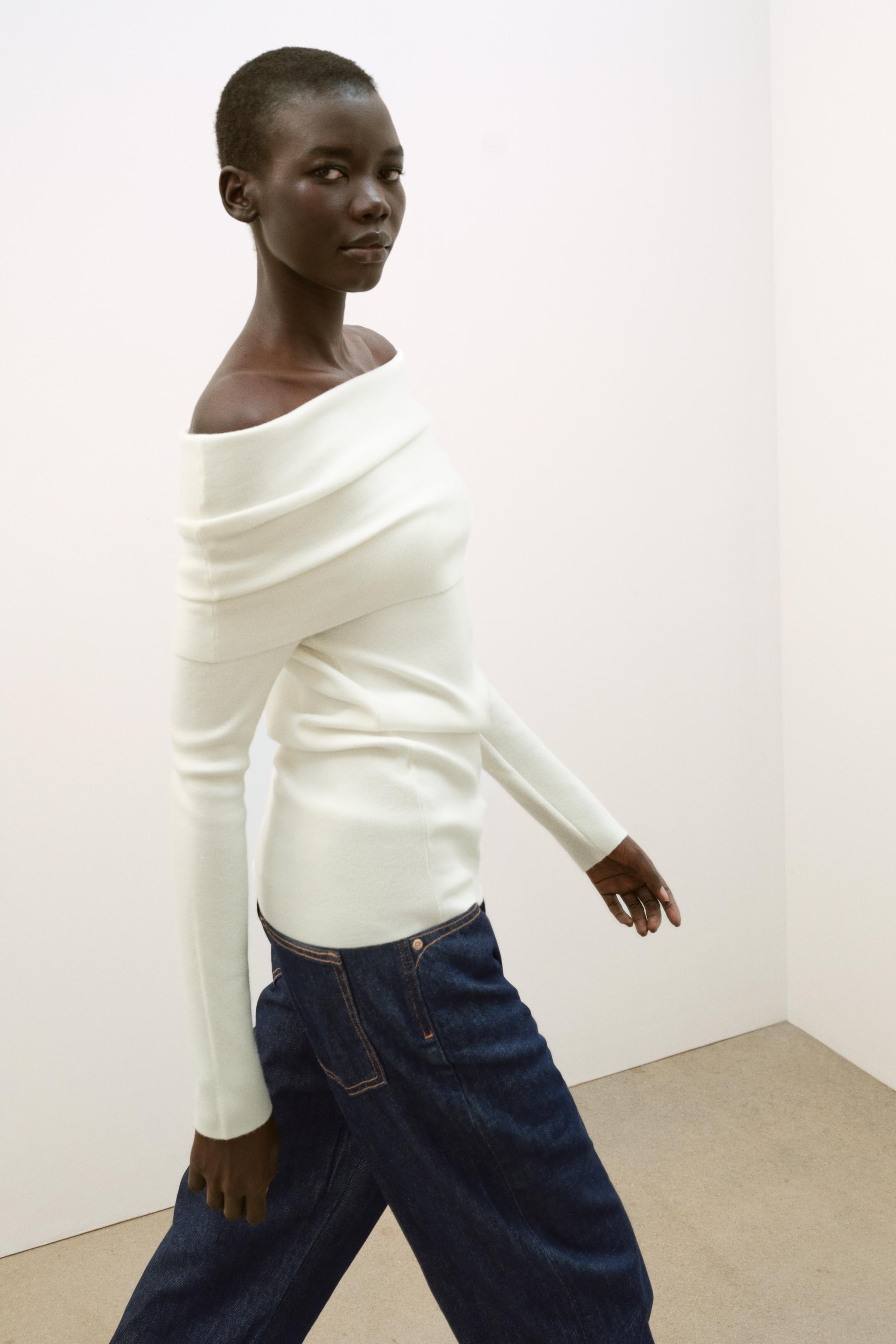 PULL EN MAILLE OFF SHOULDER