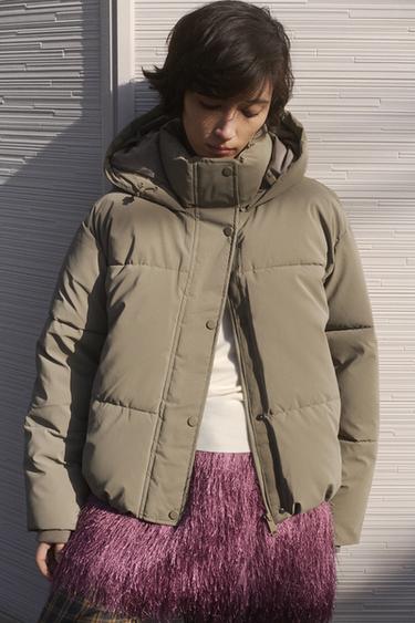 SHORT WATER-REPELLENT WINDPROOF HOODED ANORAK - camel by Zara