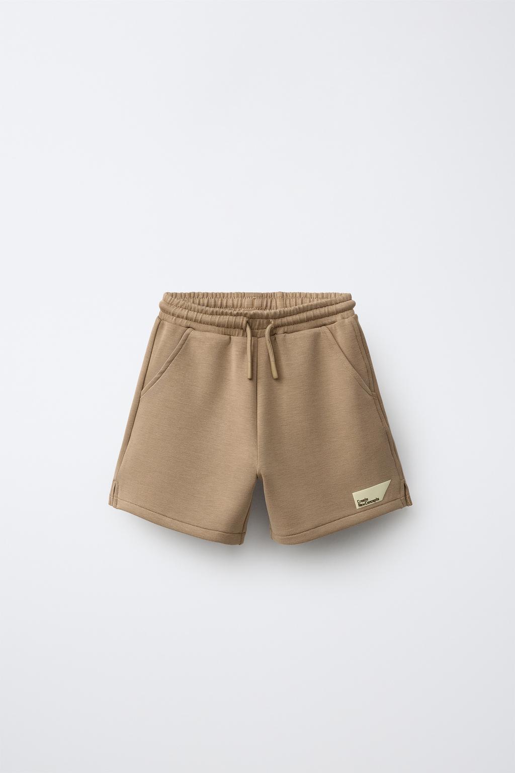 INTERLOCK LABEL BERMUDA SHORTS