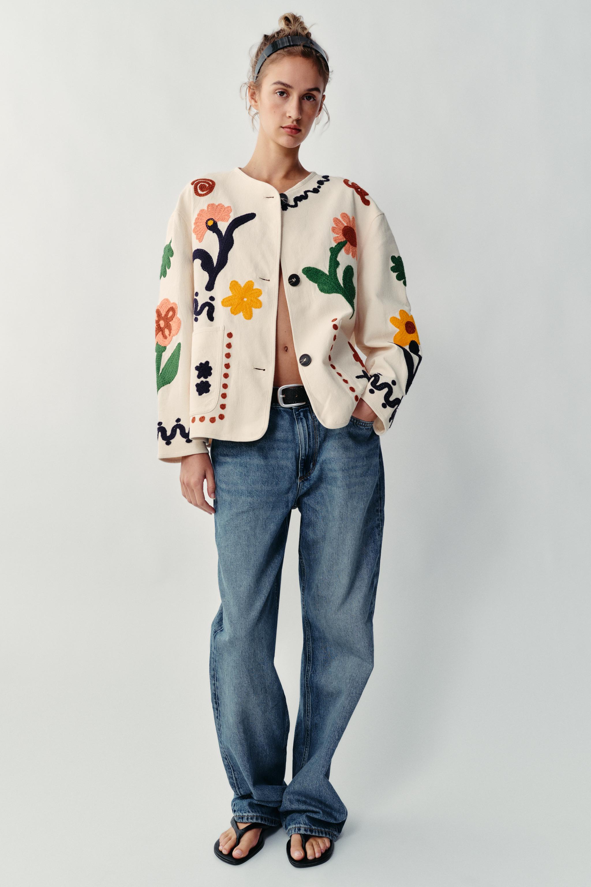 FLORAL EMBROIDERED JACKET