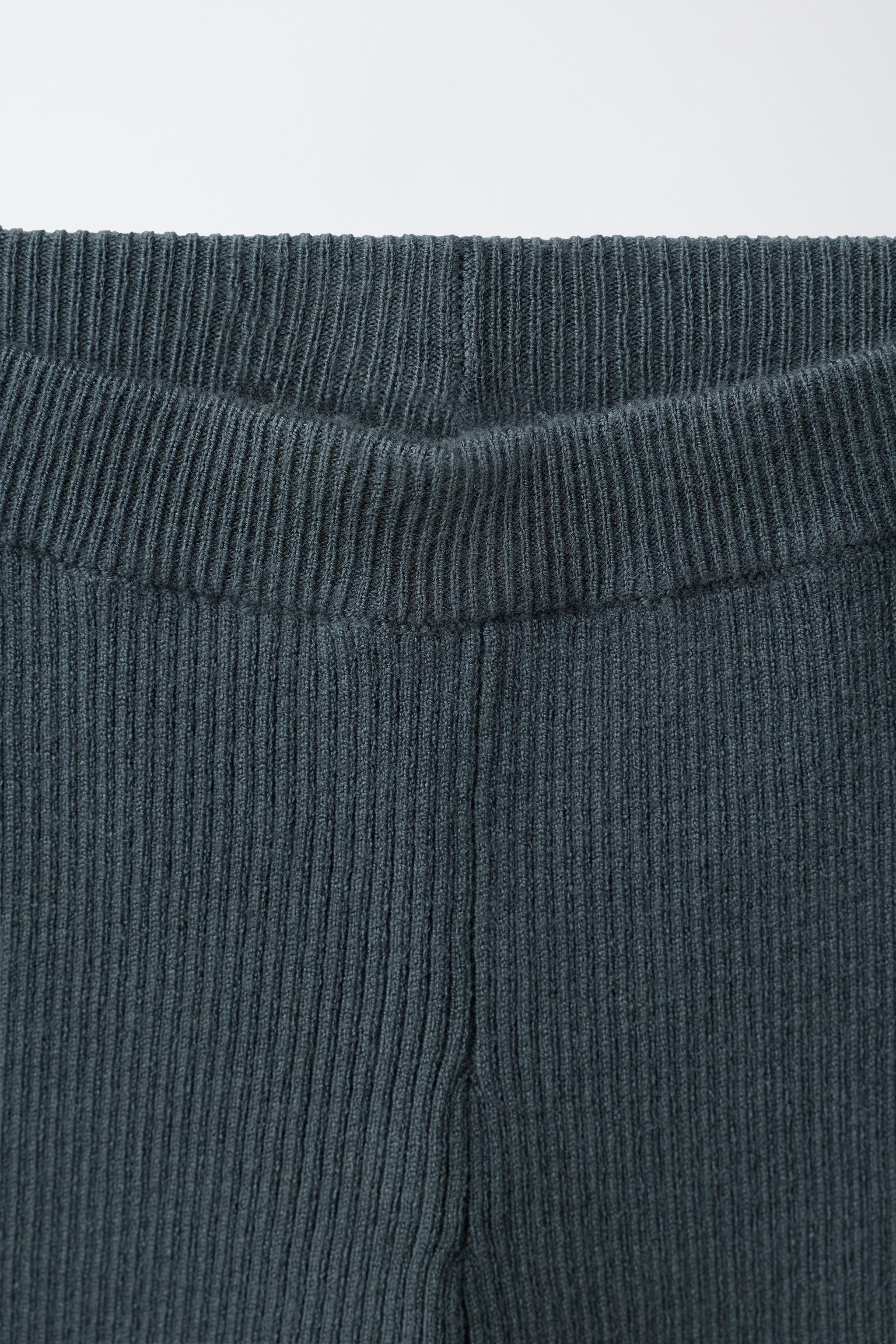 LEGGING ÉVASÉ EN MAILLE CANNELÉE