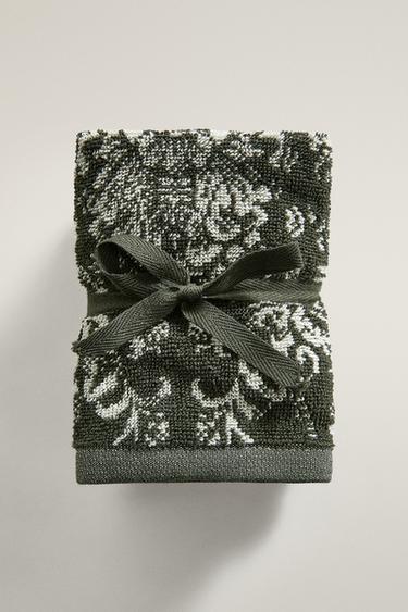 FLORAL JACQUARD TERRY BATH TOWELS (SET OF 3) - Dark green by Zara - Image 0