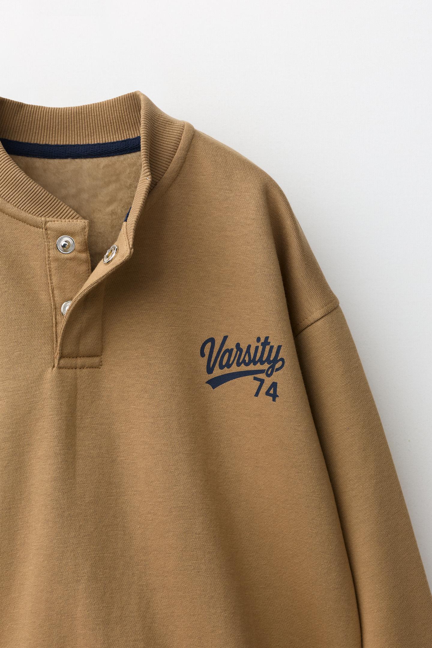 Детская толстовка Zara Varsity Print, цвет: Серо-коричневый коричневый — фото 3