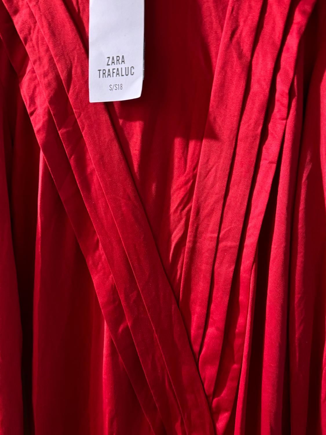 RED DRESS - Image 3