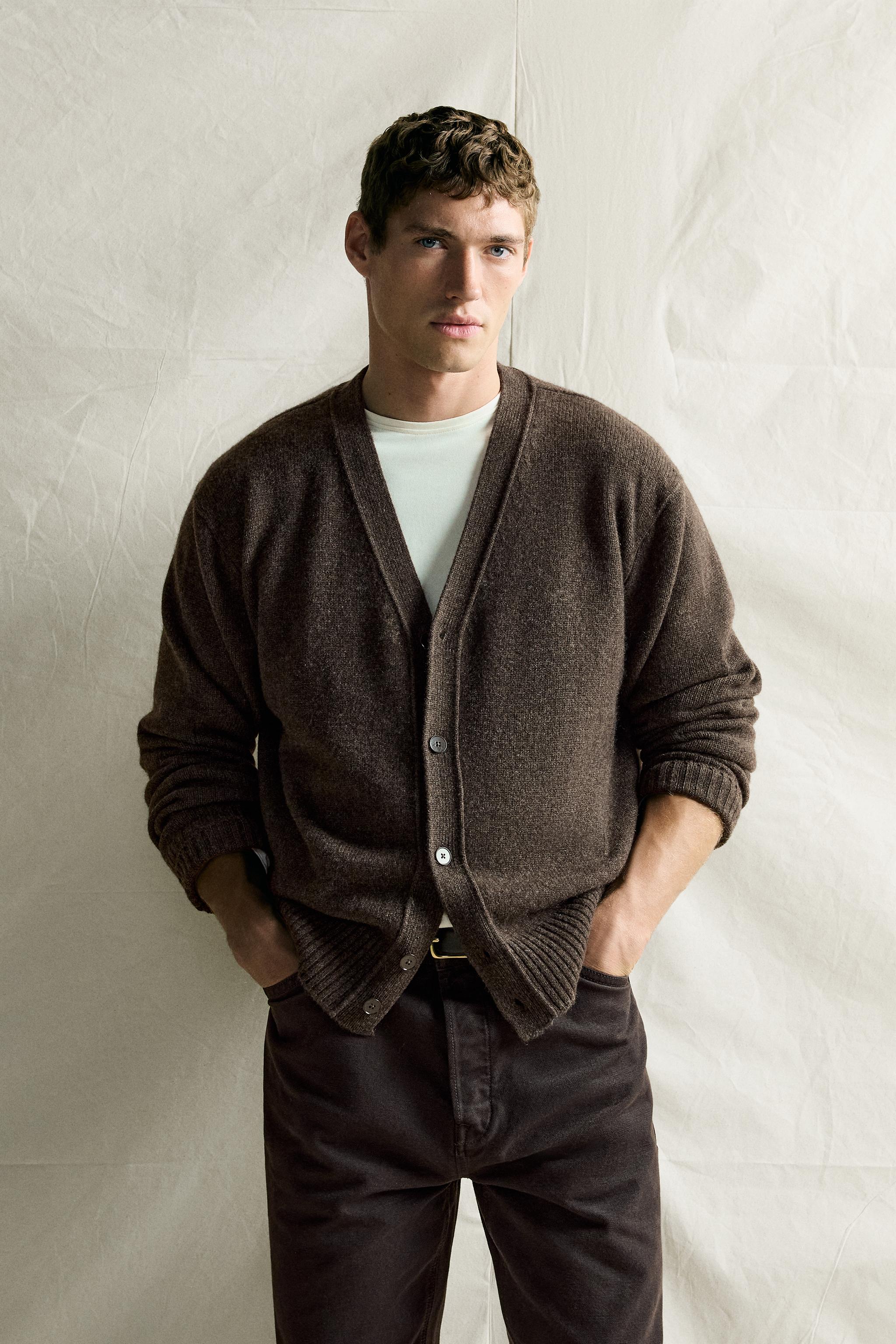 100% CASHMERE REGULAR FIT CARDIGAN