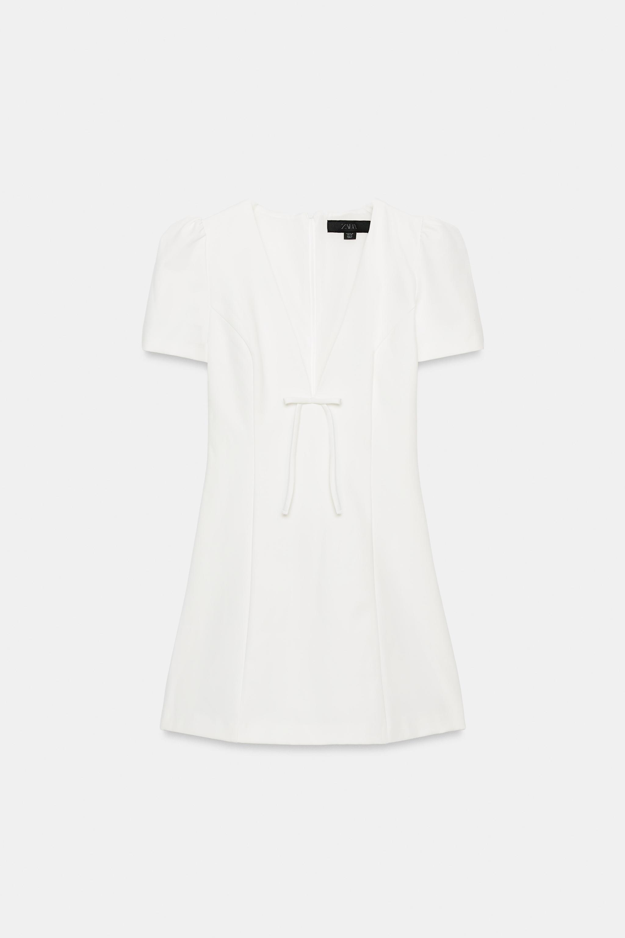 ROBE COURTE À NŒUD