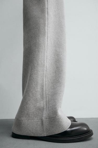 بنطلون بقصة واسعة منسوج - رمادي فيجوريه الخاص بـ Zara