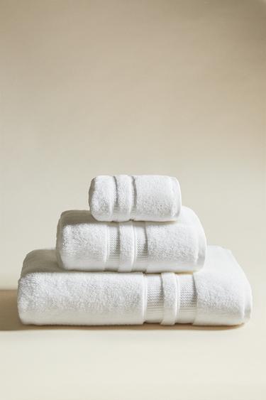 EXTRA SOFT DOUBLE BORDER BATH TOWEL - White by Zara - Image 5