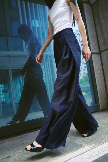 ZW COLLECTION ワイドレッグダーツパンツネイビーブルーZaraのZW COLLECTION ワイドレッグダーツパンツ - ネイビーブルー 