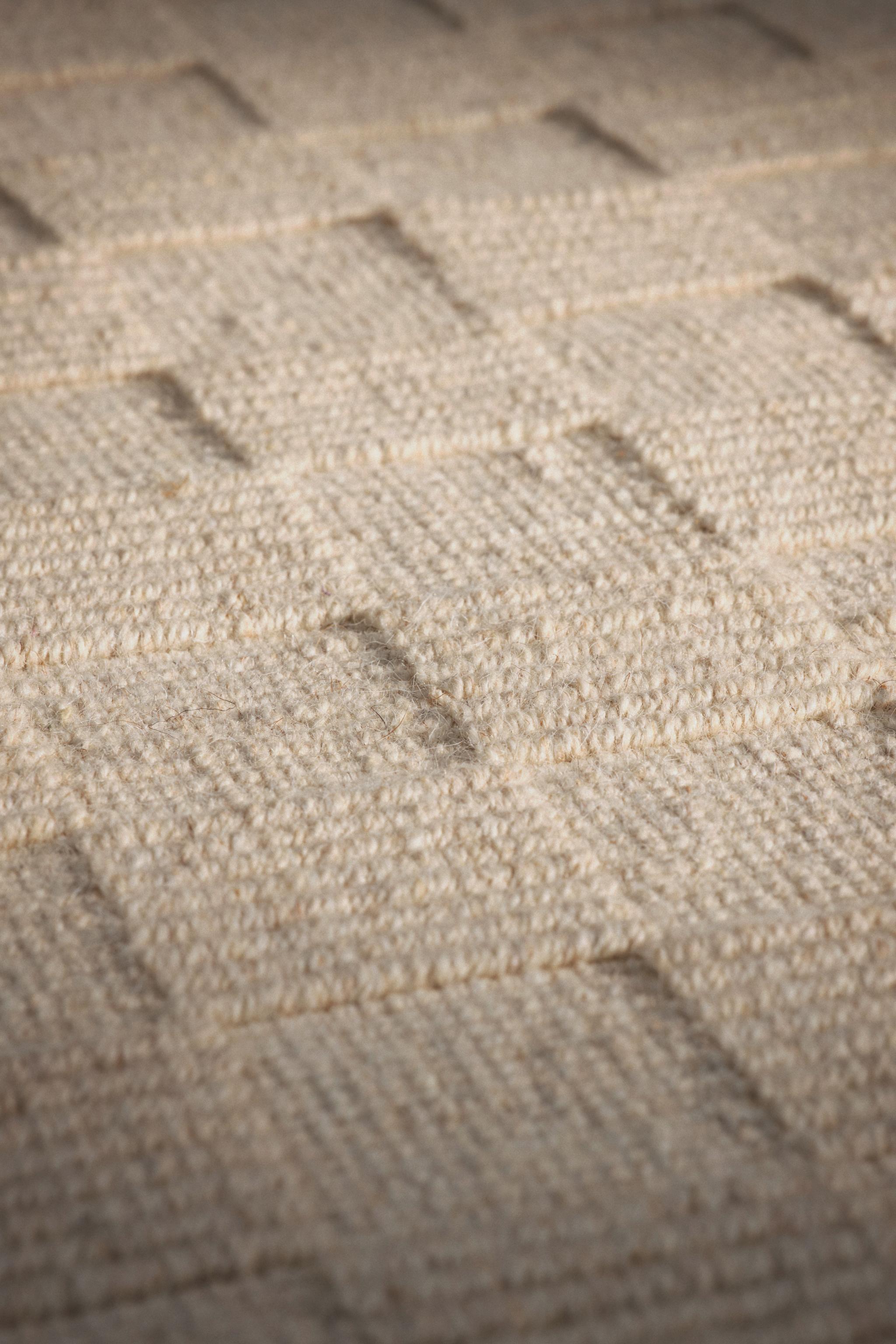 RUG 01
