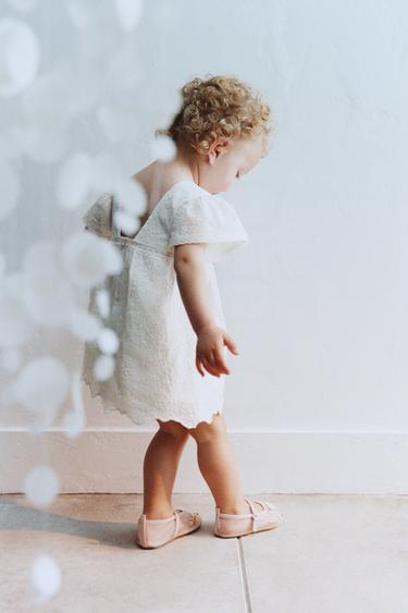 SUKIENKA Z HAFTOWANYMI KWIATAMI - Biały Zara